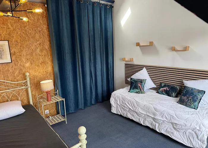 Maison Bord De Adeline